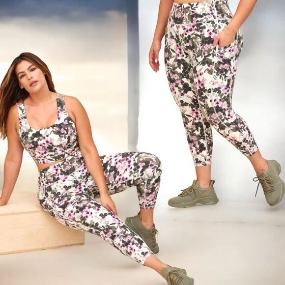 Torrid Ditsy Floral Performance Core Crop Active Legging Size 3 3XL - Picture 1 of 12